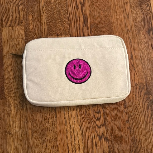 Bag Edge White Canvas Pouch with Pink Smiley Face - Picture 1 of 5
